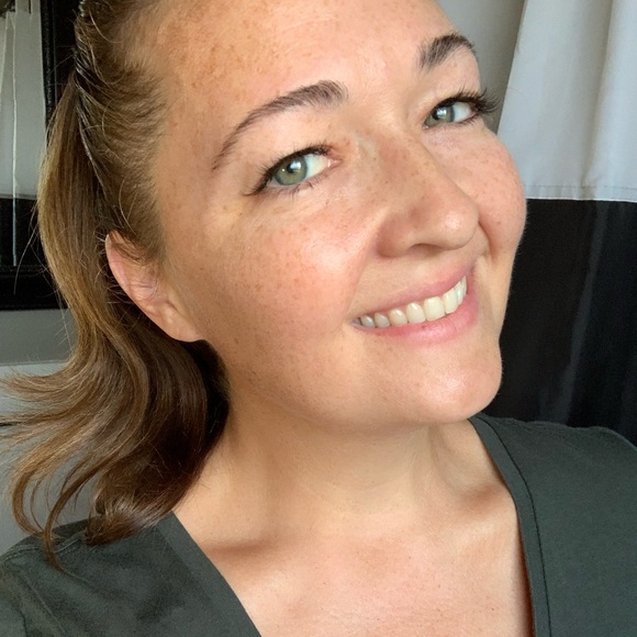 Hey friends, I’m Kelly! It’s great to meet you 😁 - Picture 2 of 2